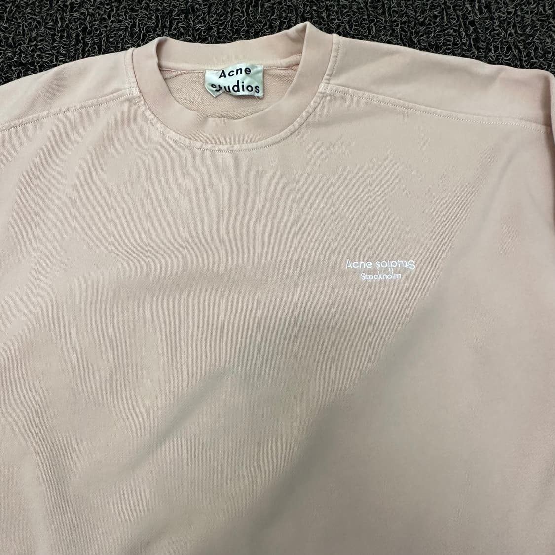 아크네 스튜디오 맨투맨 핑크 S 상품이미지3