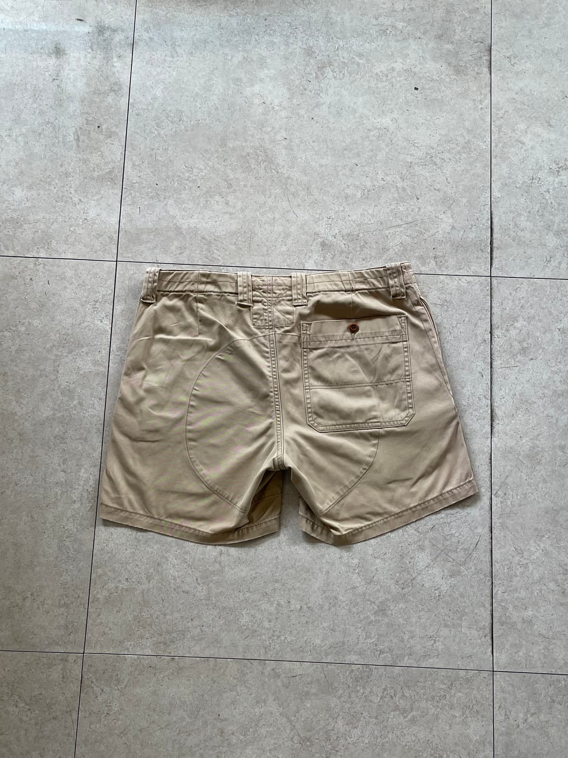 폴로 랄프로렌 베이지 반바지 상품이미지1