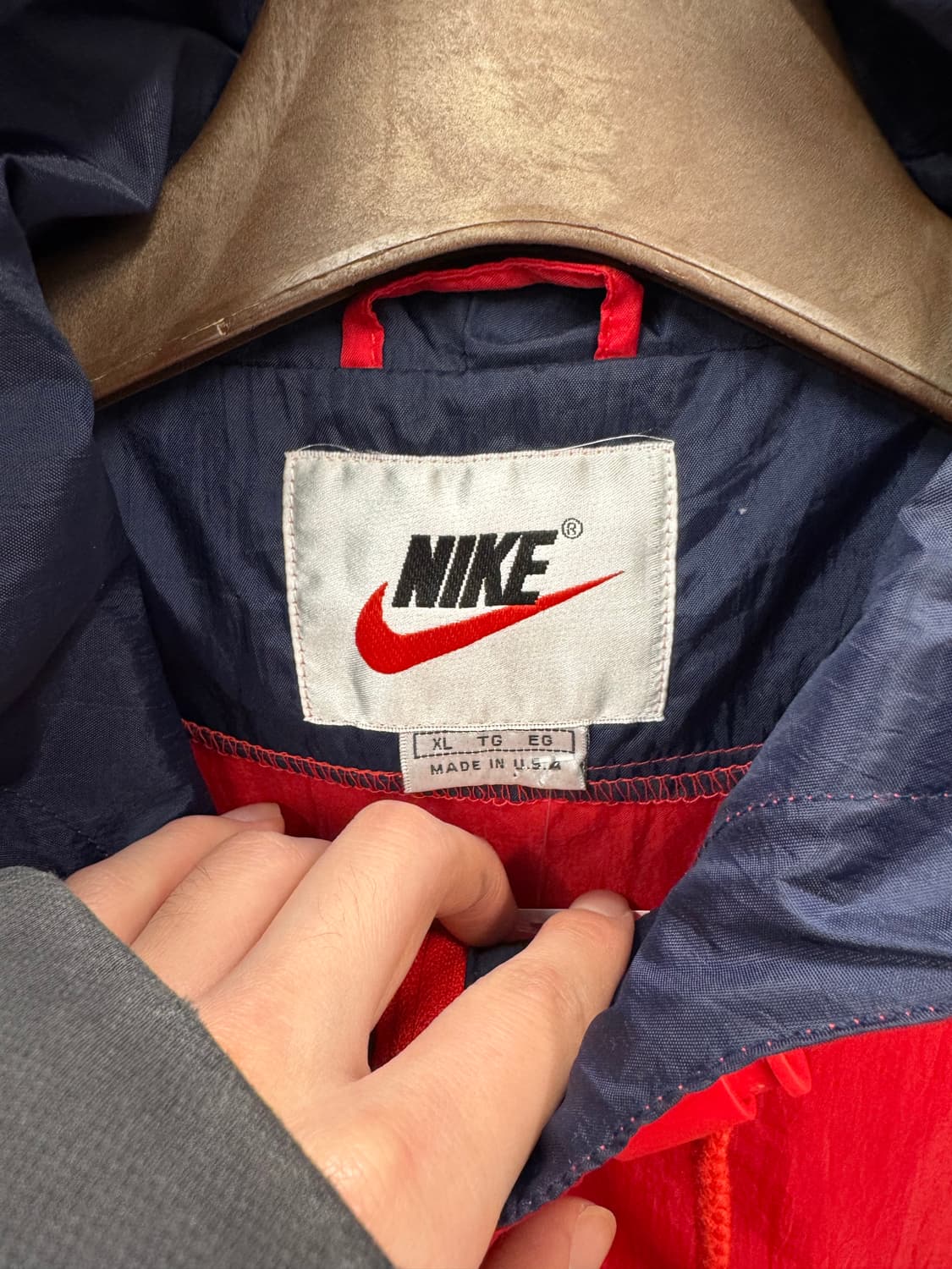 90s 나이키 올드스쿨 바람막이 전면 리버풀 FC 로고 포인트 레드 상품이미지6