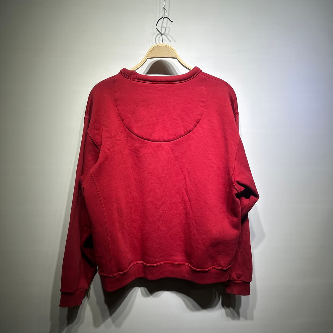 아크네 맨투맨 판매합니다 상품이미지4