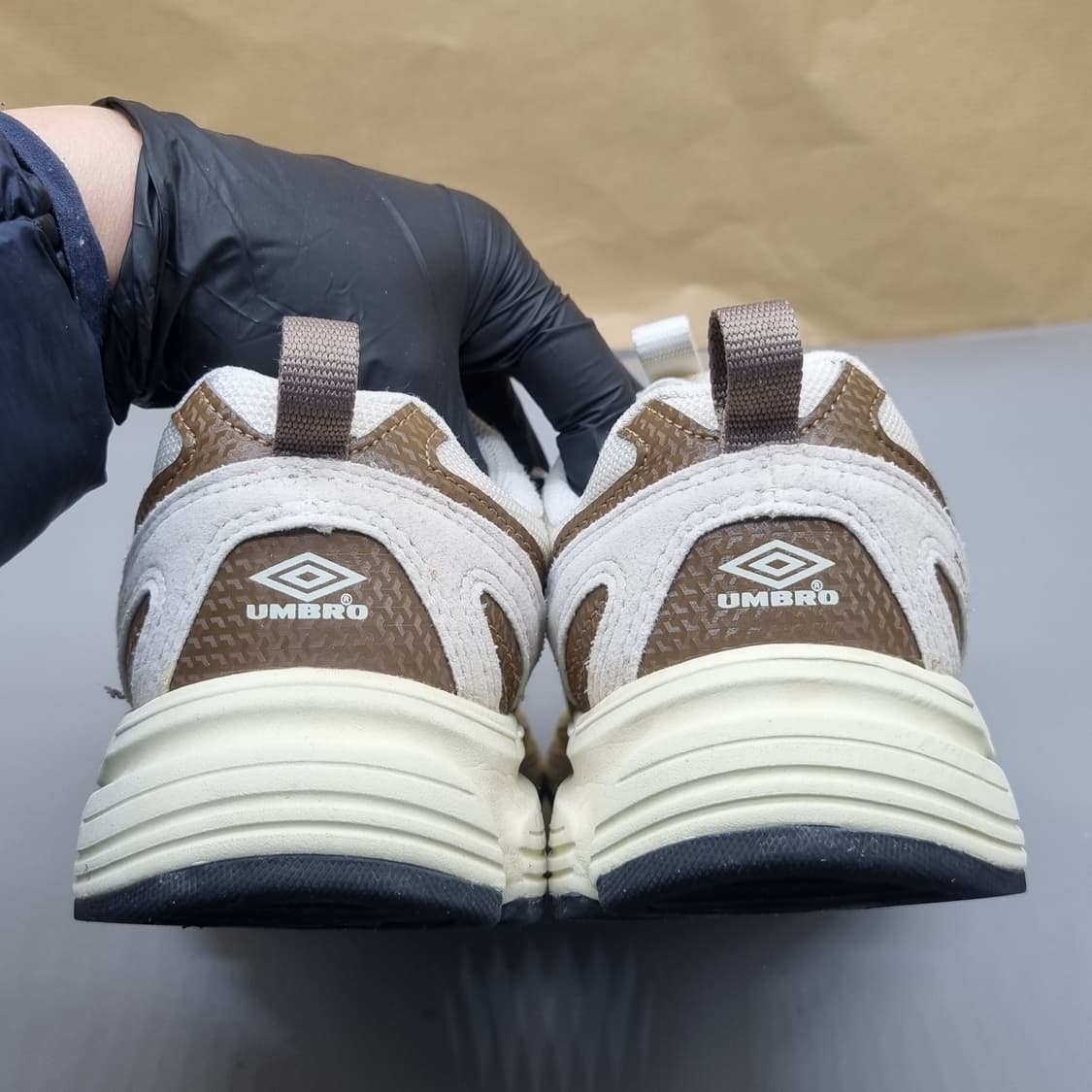 엄브로 ETR002 운동화245  상품이미지4