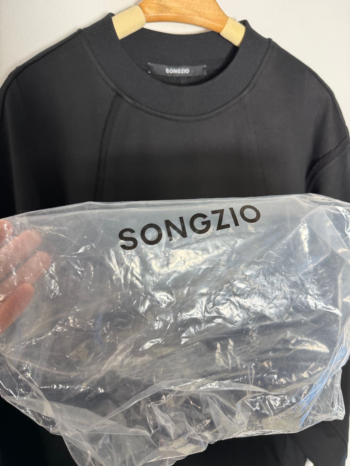 송지오옴므 송지오옴므맨투맨 스웻셔츠 맨투맨 송지오맨투맨 송지로컬렉션 상품이미지1