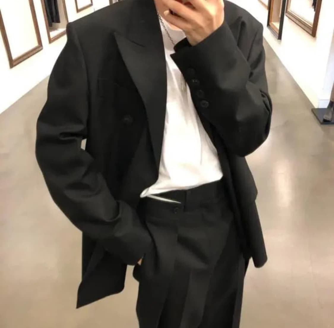 우영미 19FW 폴딩팬츠 상품이미지4