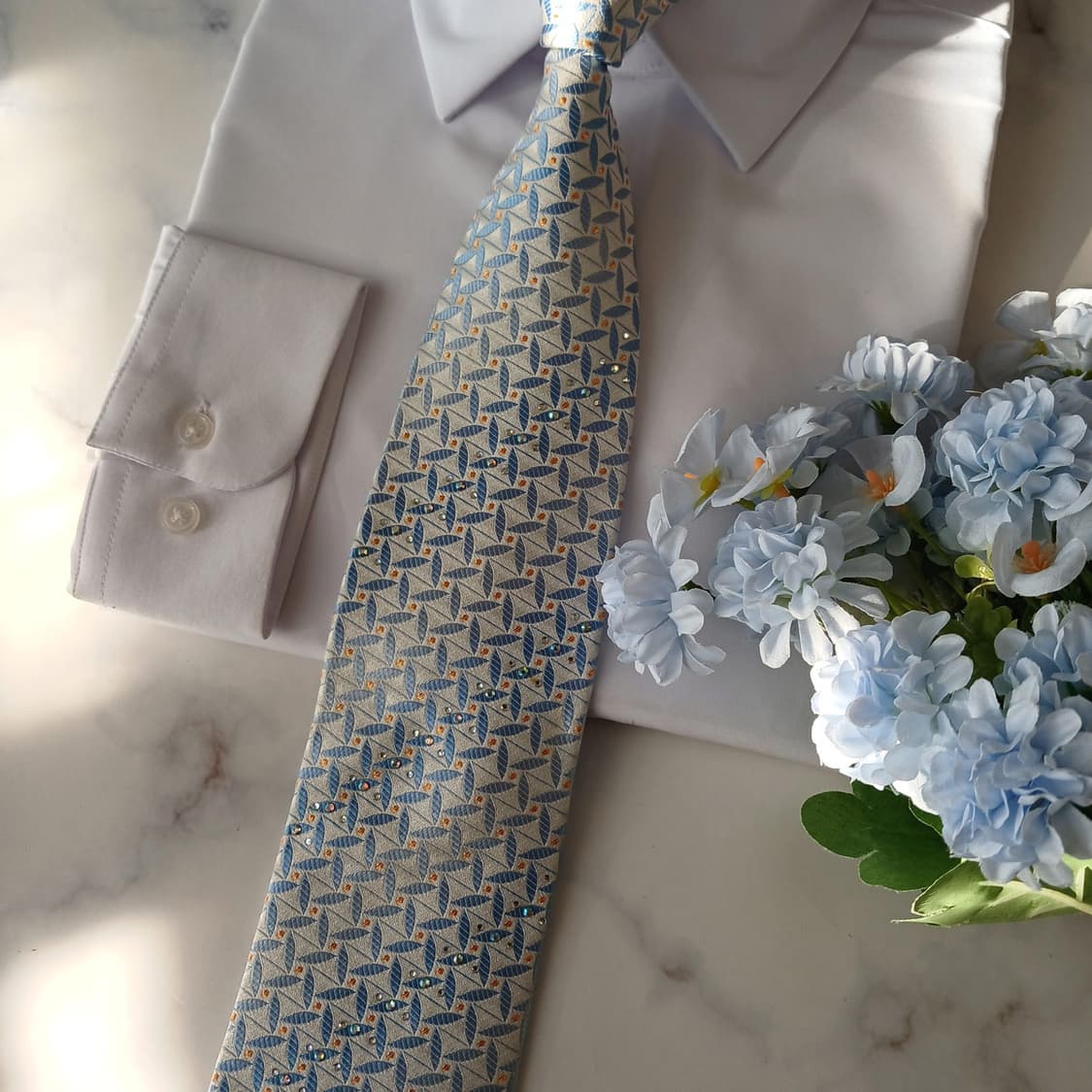 아쿠아스큐텀 실크 자수 로고 넥타이 9.1cm A+등급 A19425
 상품이미지7