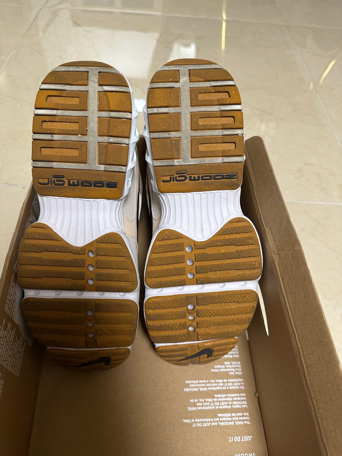 나이키 줌 에어 파이어 235 상품이미지6