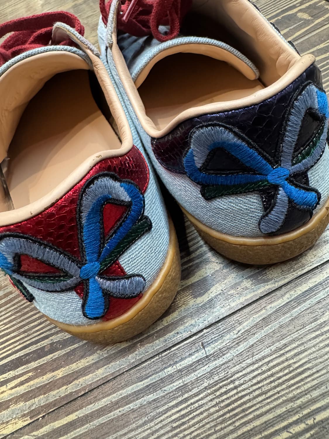 구찌 플로럴 자수 데님 에이스 빈티지 스니커즈 245~250 상품이미지4