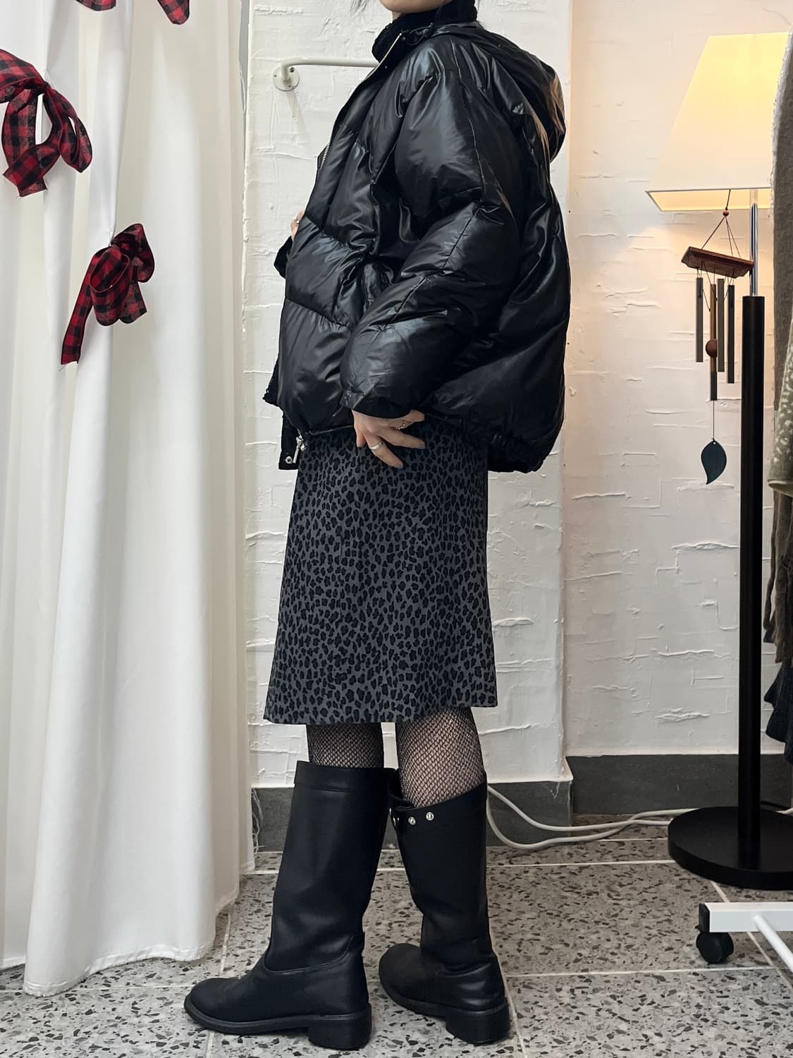 glossy black puffer jacket 상품이미지3