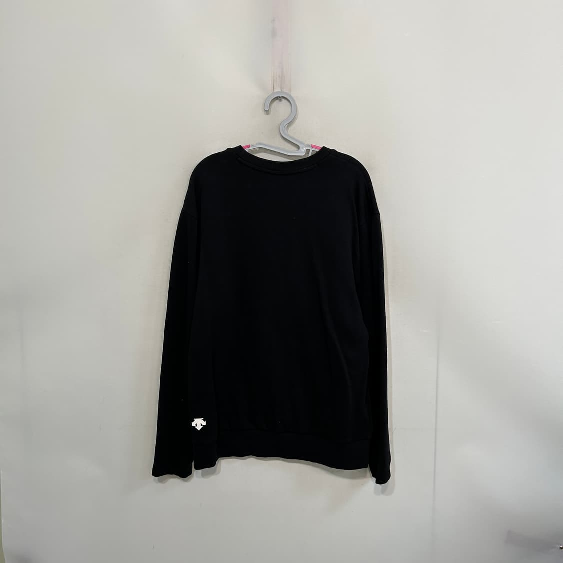 데상트 남성 맨투맨 105  상품이미지3