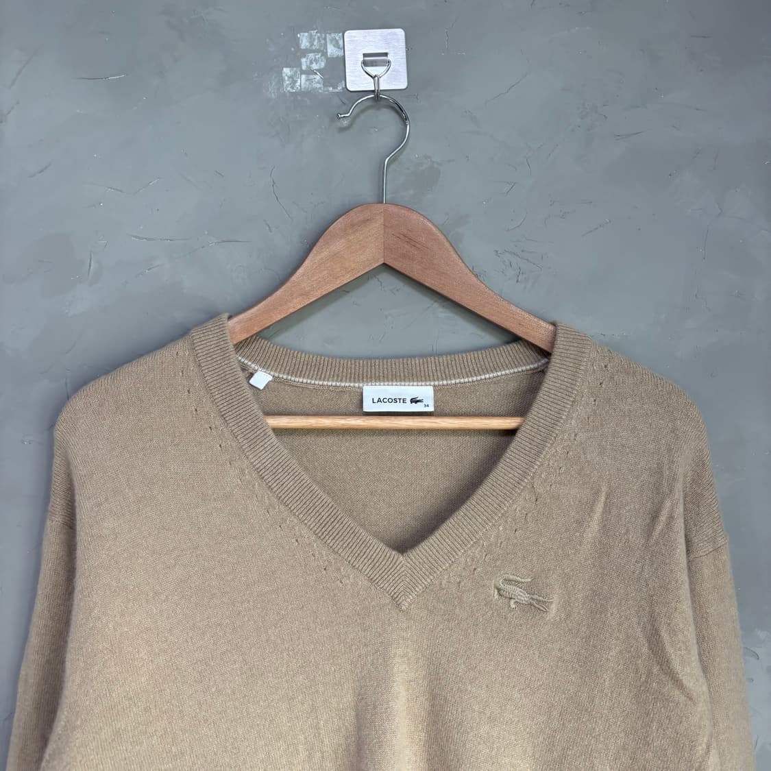 라코스테 울 브이넥 니트 베이지 상품이미지2