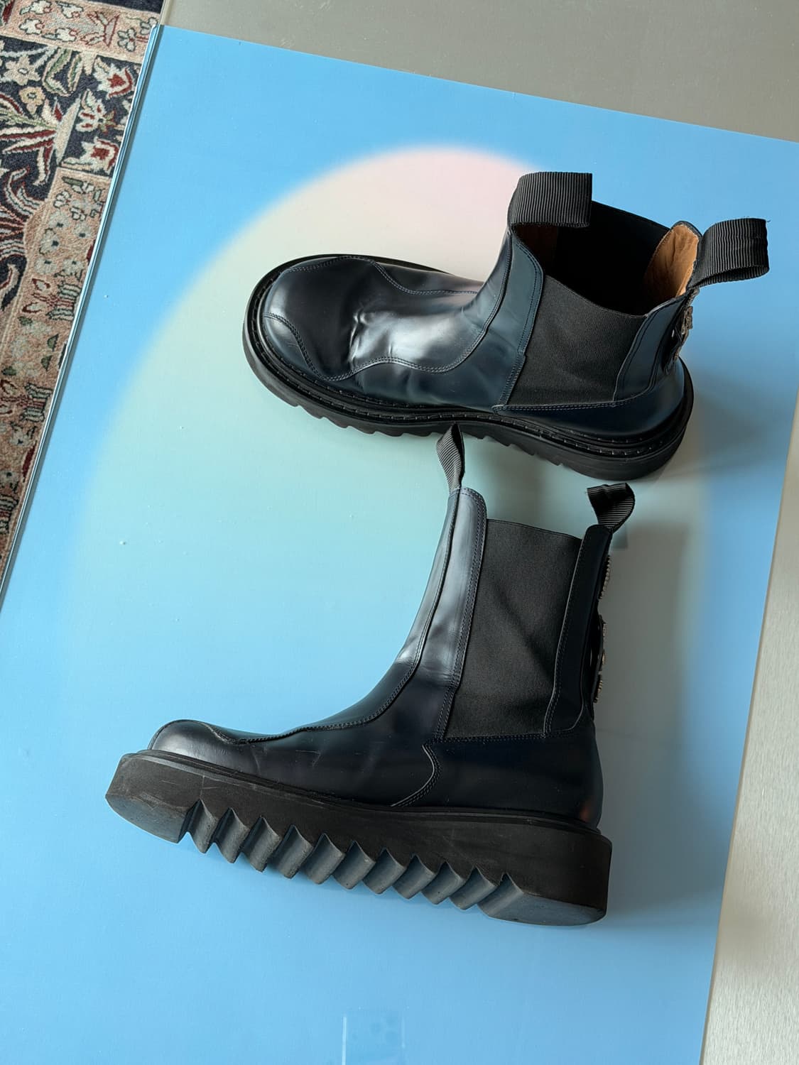 TOGA 토가 웨스턴 메탈 장식 첼시 부츠 네이비  상품이미지4