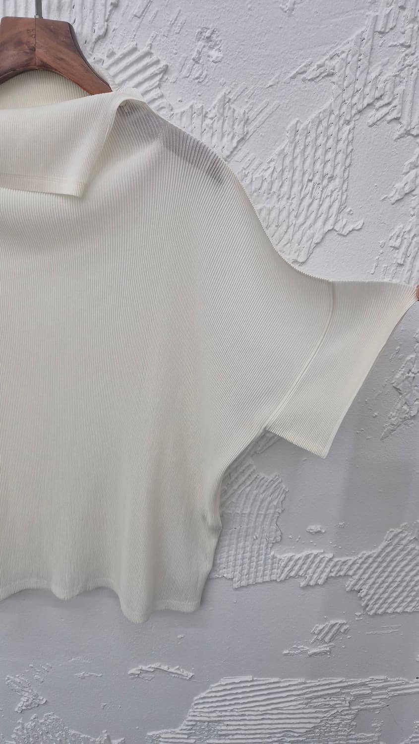 Pleats Please Issey Miyake top 상품이미지3