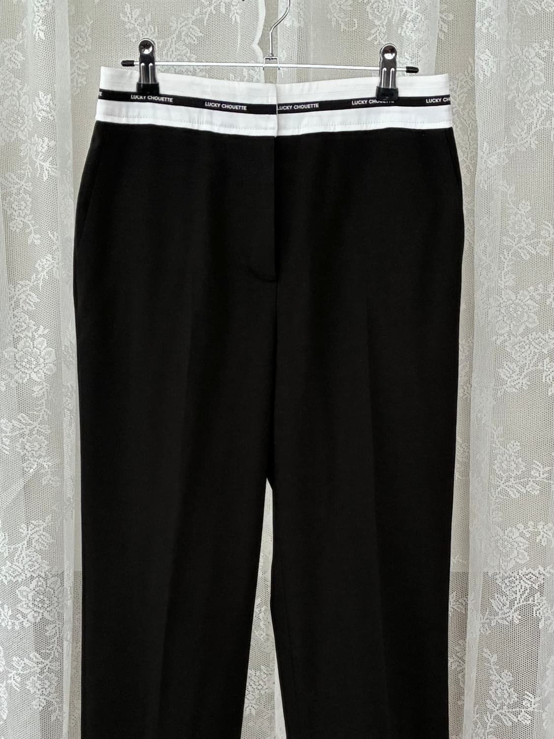 36) 럭키슈에뜨 23fw 슬랙스 블랙 상품이미지3