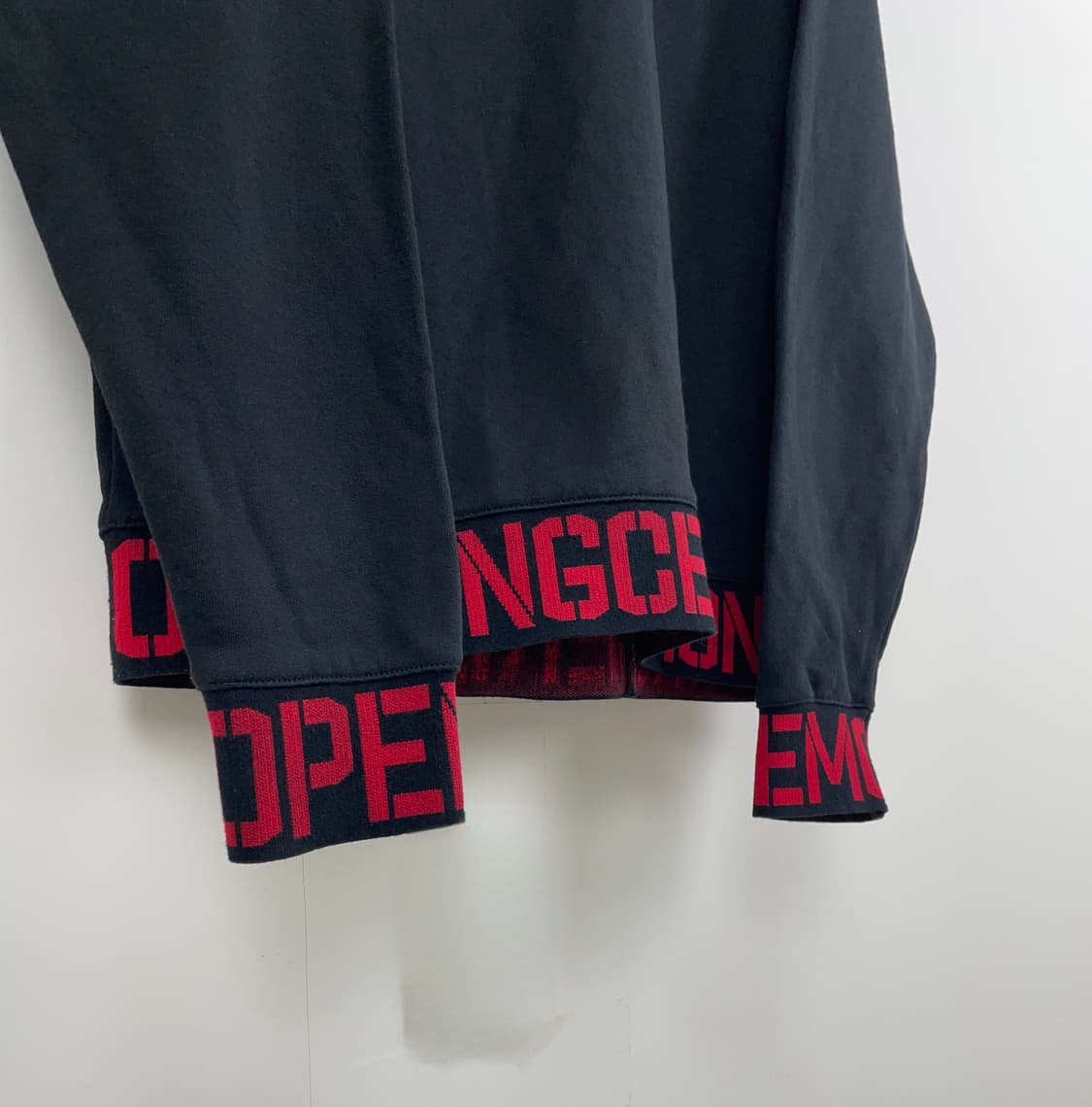 오프닝 세레모니 로고 밴딩 블랙 후드티 상품이미지4