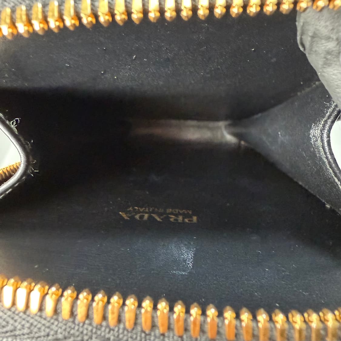 프라다 사피아노 가죽 미니 숄더백 상품이미지8