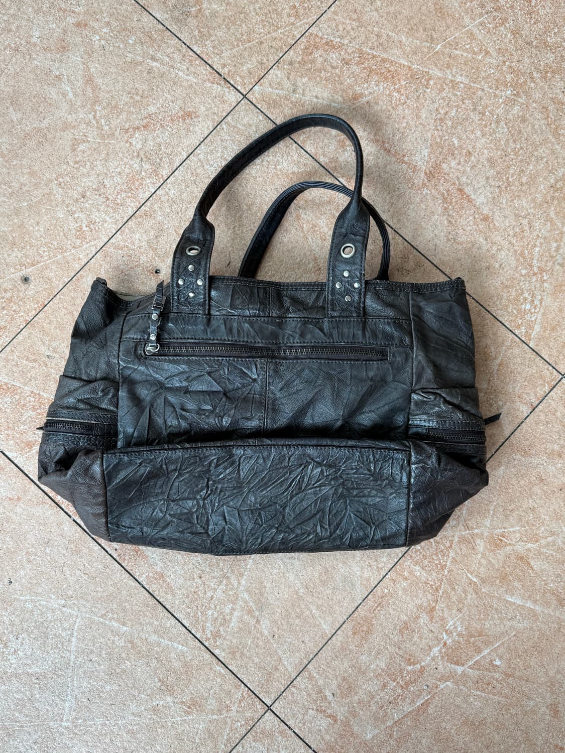 톰보이 빈티지 스터드 브라운 가죽 숄더백  상품이미지4