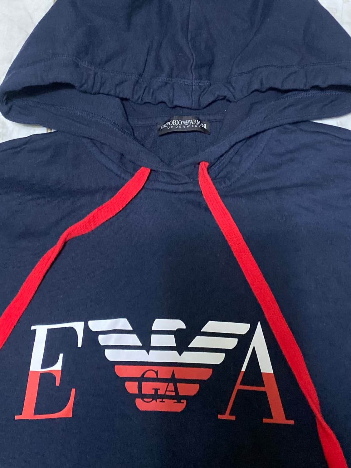 엠포리오 알마니 후드티셔츠 95 ~ 100 상품이미지2