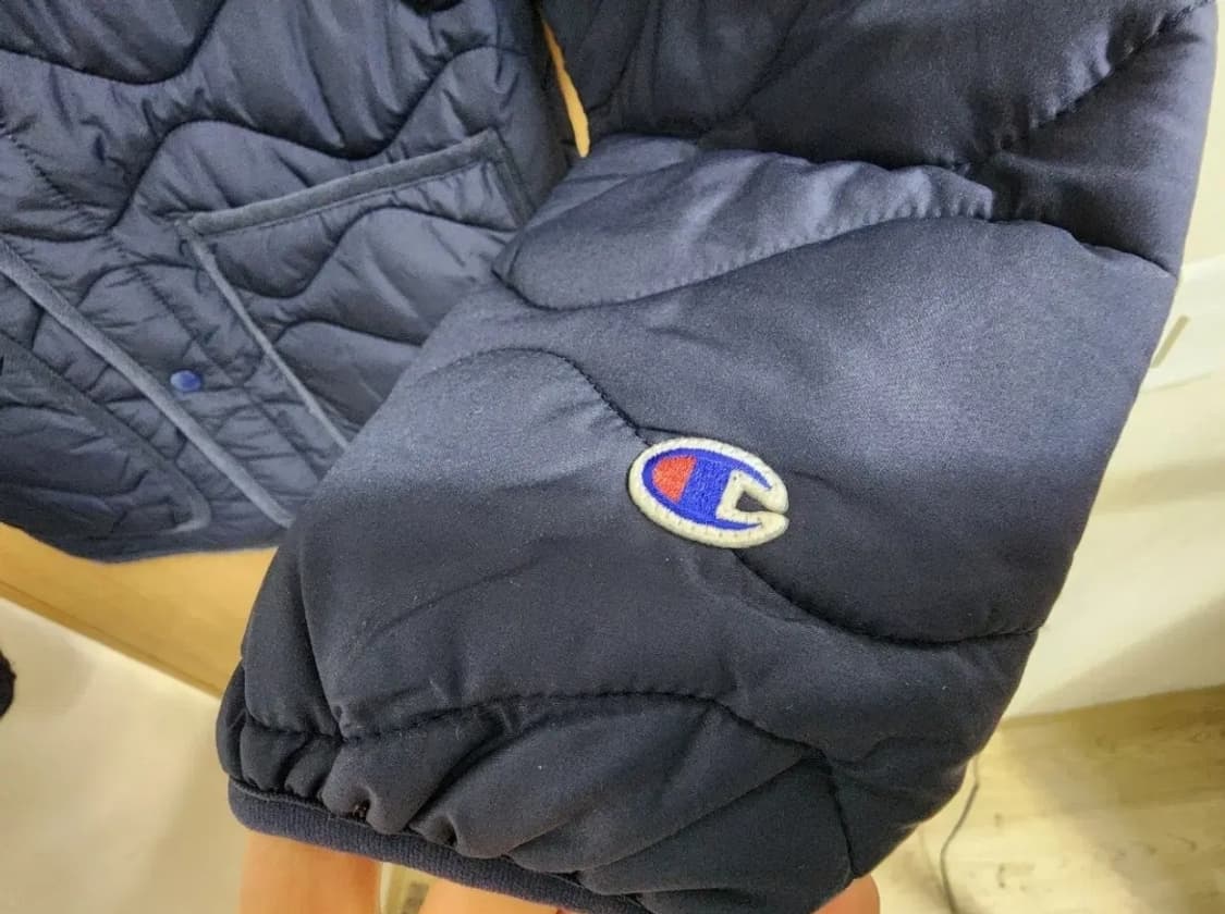(S)챔피온 공용 C로고 웨이브 퀼팅 패딩 자켓 네이비 상품이미지4