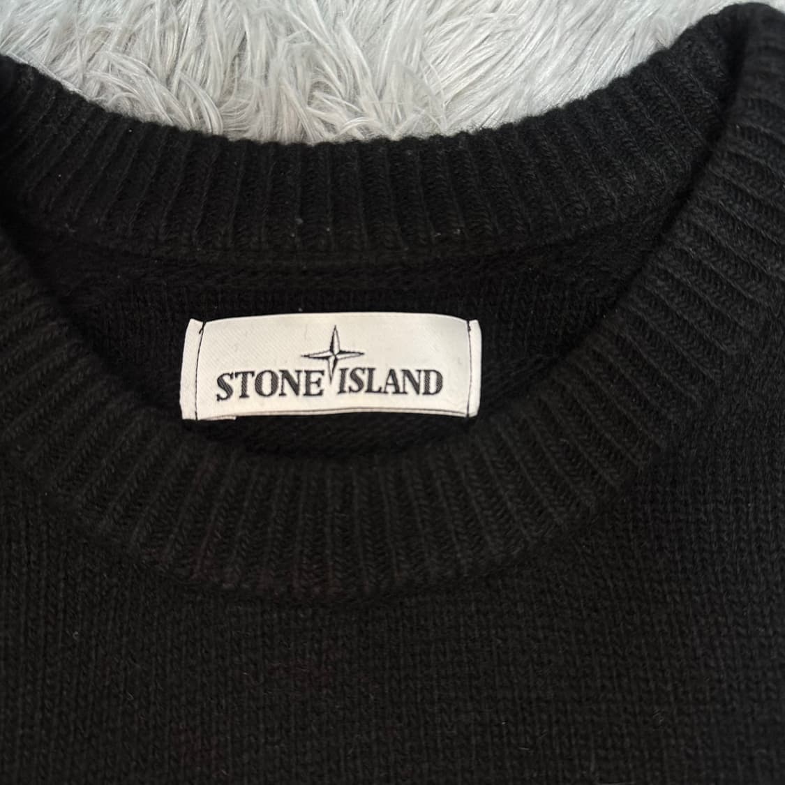 [A+/정품] 스톤아일랜드 니트 상품이미지4