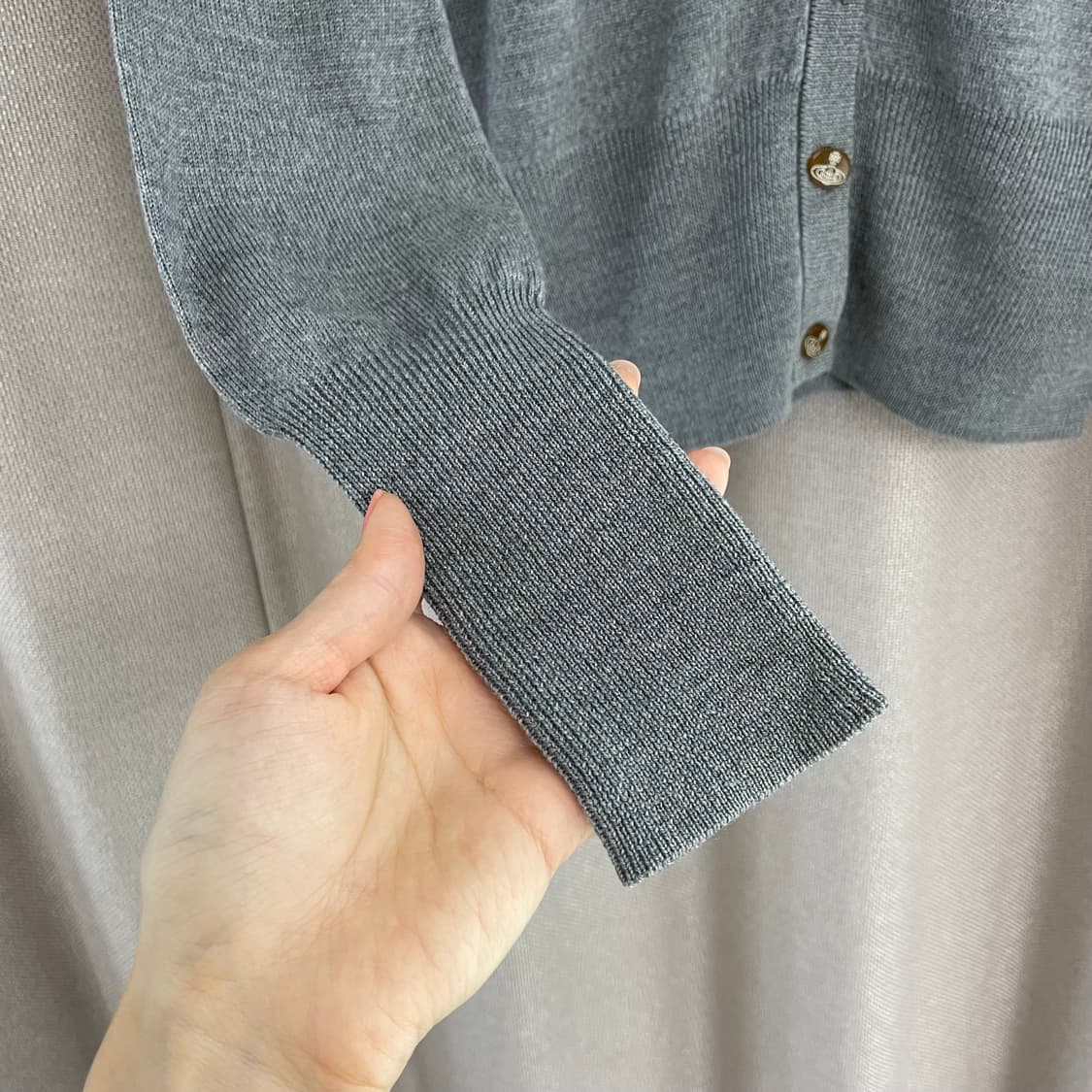 비비안웨스트우드 브이넥 가디건-그레이 상품이미지5