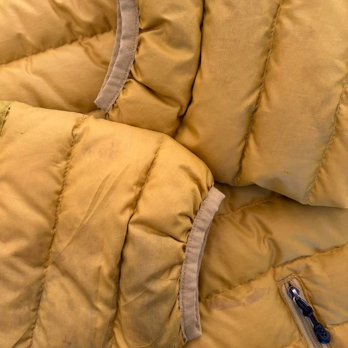 파타고니아 멘즈 경량패딩 옐로우 상품이미지5