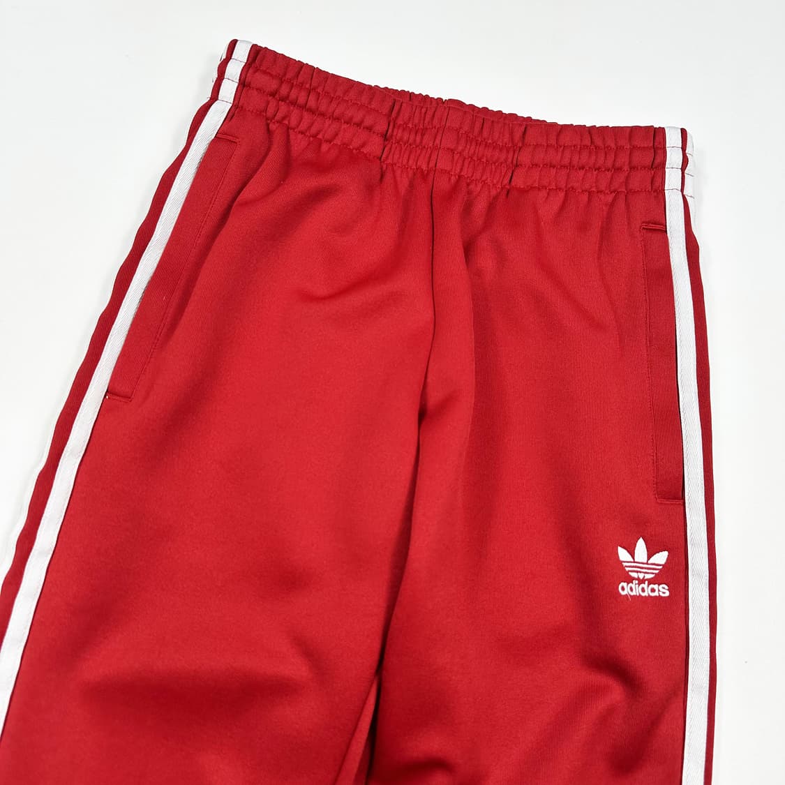 아디다스 슈퍼스타 트레이닝 레드 조거팬츠 (XS 여성추천) 상품이미지4