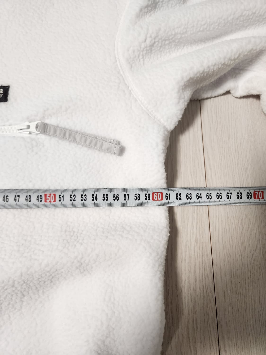 택 새상품)컬럼비아 플리스 아노락 사이즈100L

에눌문의 사절

구매가 상품이미지3