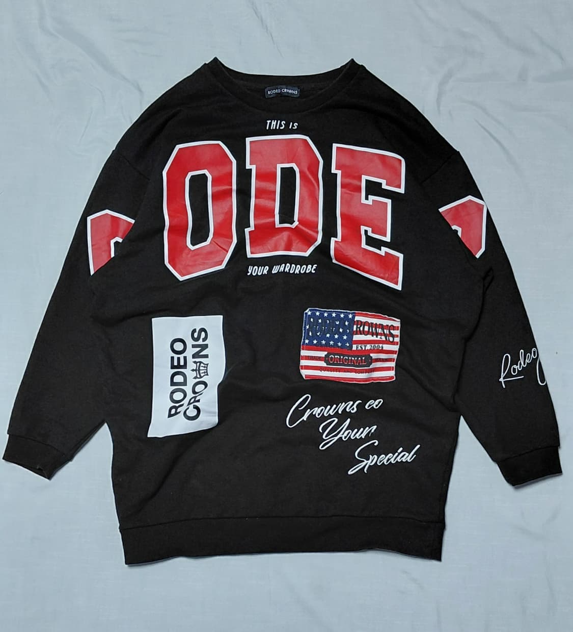 [FREE/무료배송] RODEO CROWNS 빅로고 그래픽 오버핏 맨투맨 상품이미지1