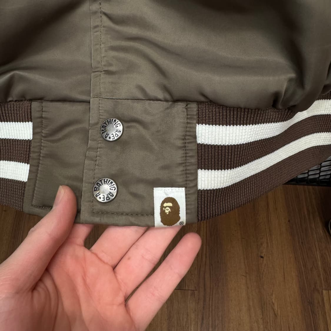 00s 베이프 오리지널 바시티 자켓 전면 빅로고 포인트 카키브라운 상품이미지5