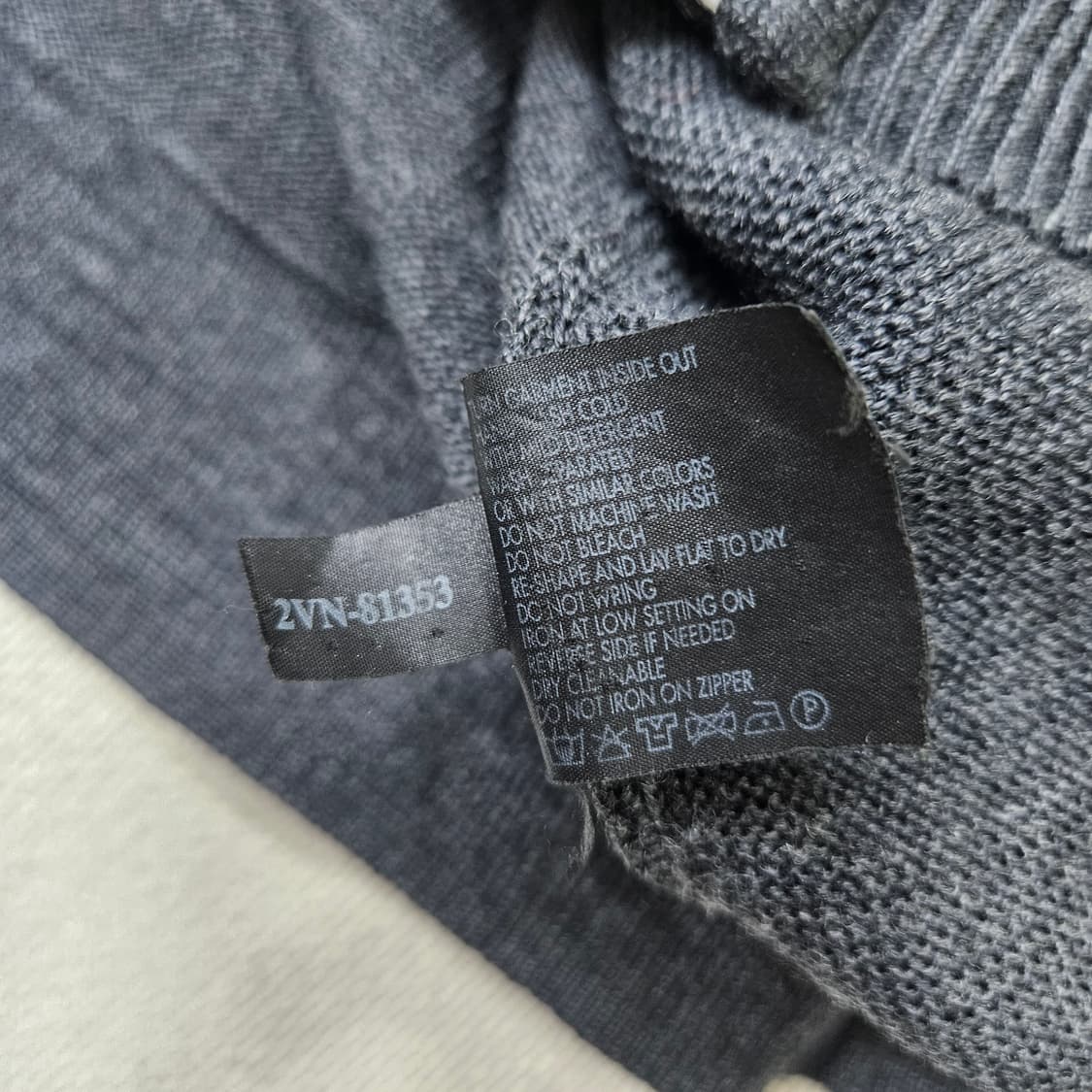 M 켈빈클라인 에센셜 스웨터 가디건 0401Y 상품이미지4