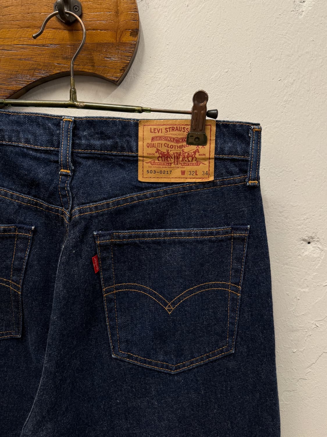 31) 90s Japan Levi's 503-0217 Denim Pant 상품이미지3