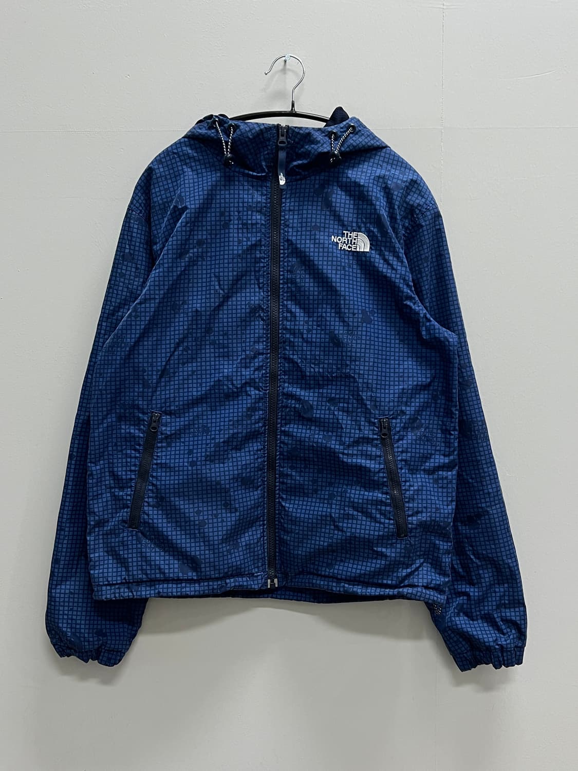 노스페이스 그리드 패턴 바람막이 네이비 상품이미지2