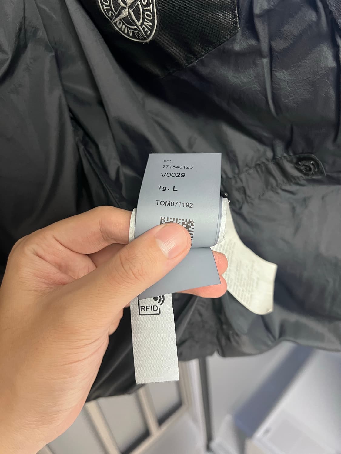 스톤아일랜드 22FW 크링클랩스 논후드 패딩 블랙 L 상품이미지6