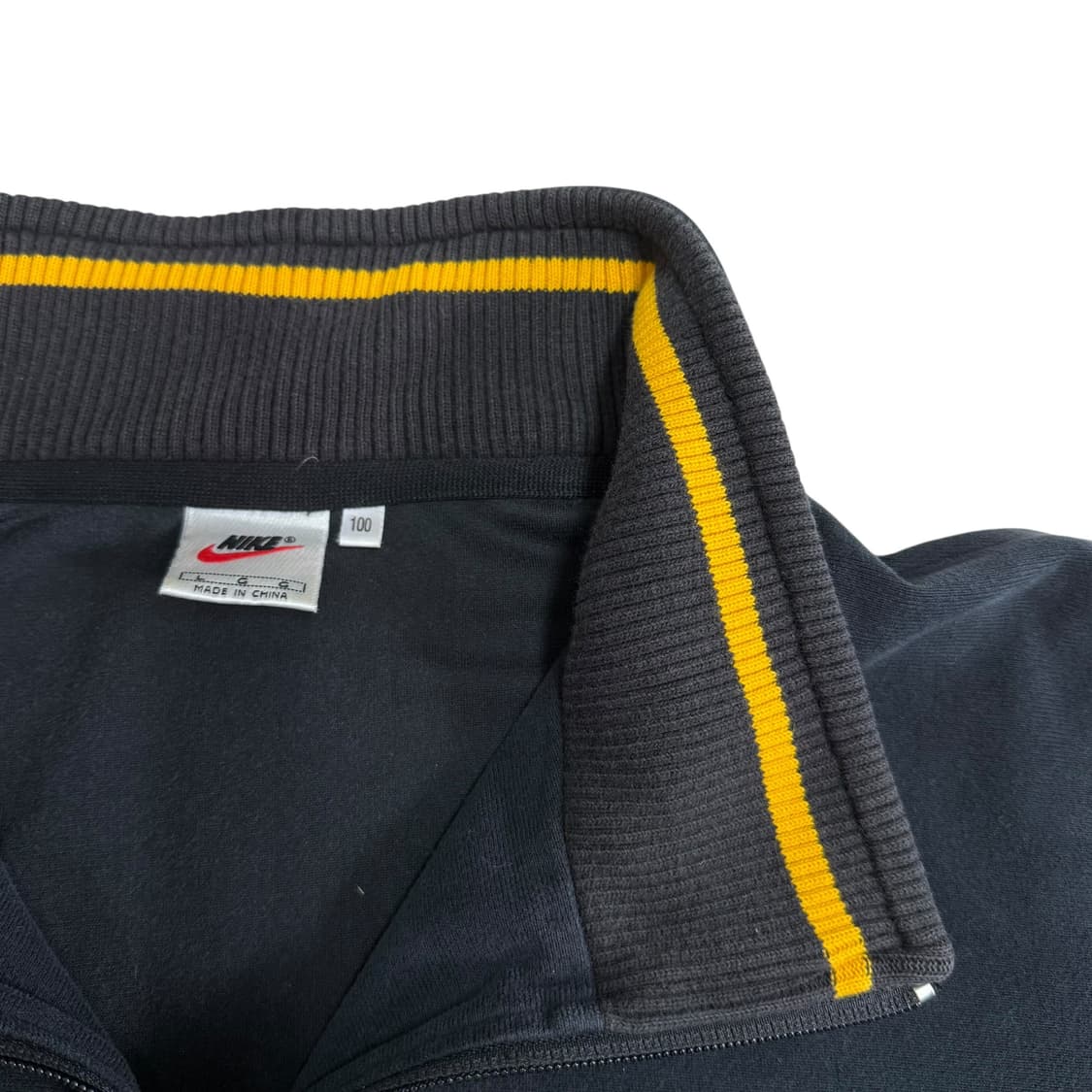 나이키 트랙탑 상품이미지2