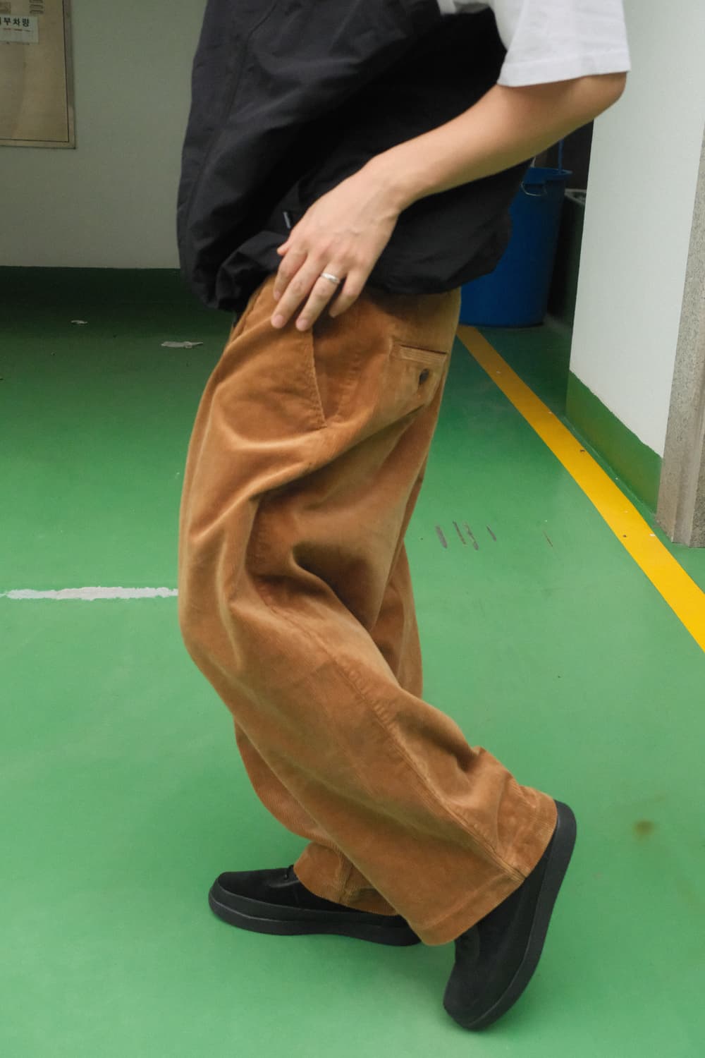 꼼데가르송 옴므 21FW 코듀로이 팬츠 상품이미지5