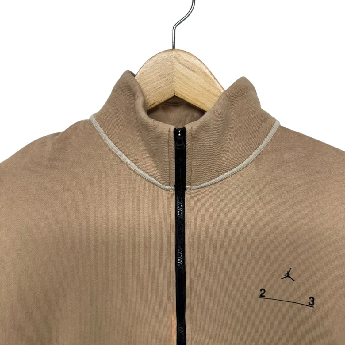 조던 로고 반집업 맨투맨 베이지 상품이미지2