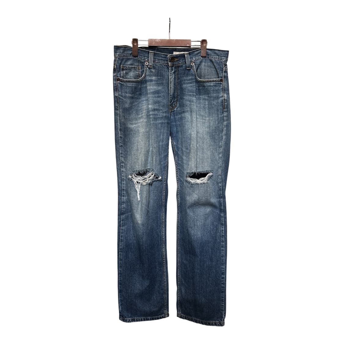 DKNY 클래식 인디고 페이드 데님팬츠 디스트로이드 디테일 상품이미지1