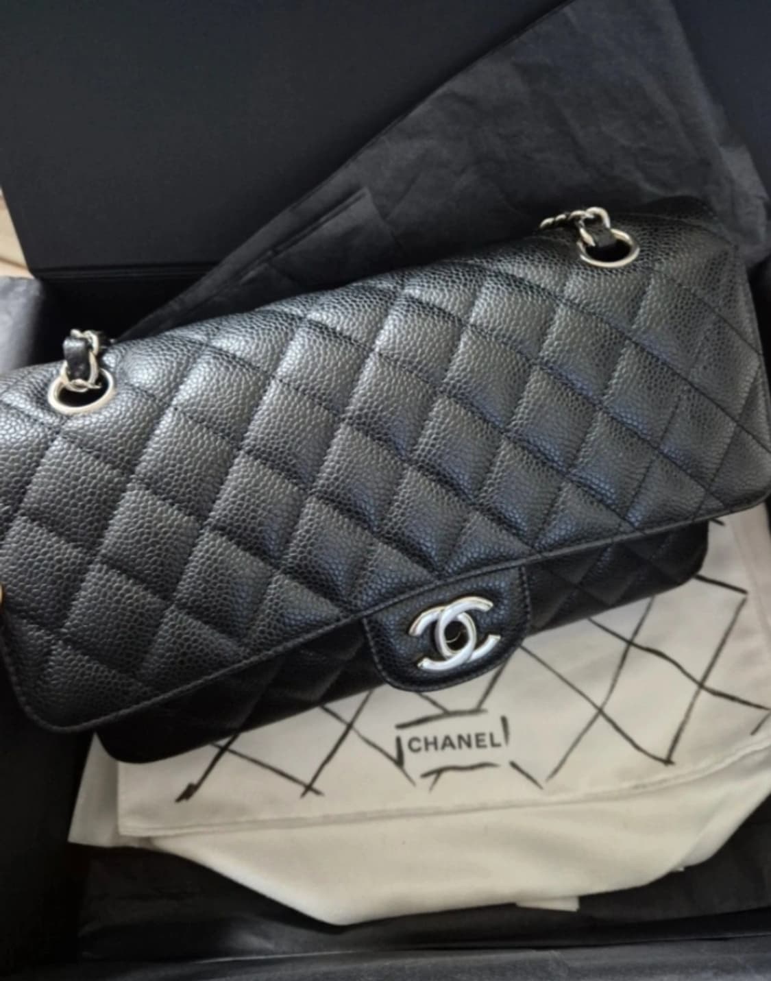 (정품)샤넬 클래식 캐비어 미듐 은장 상품이미지5