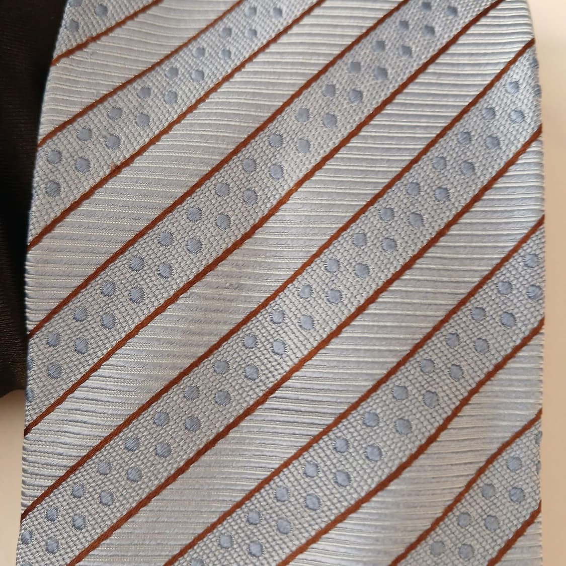 아이그너 실크 스카이블루 스트라이프 넥타이 9cm A등급 A19077
 상품이미지6