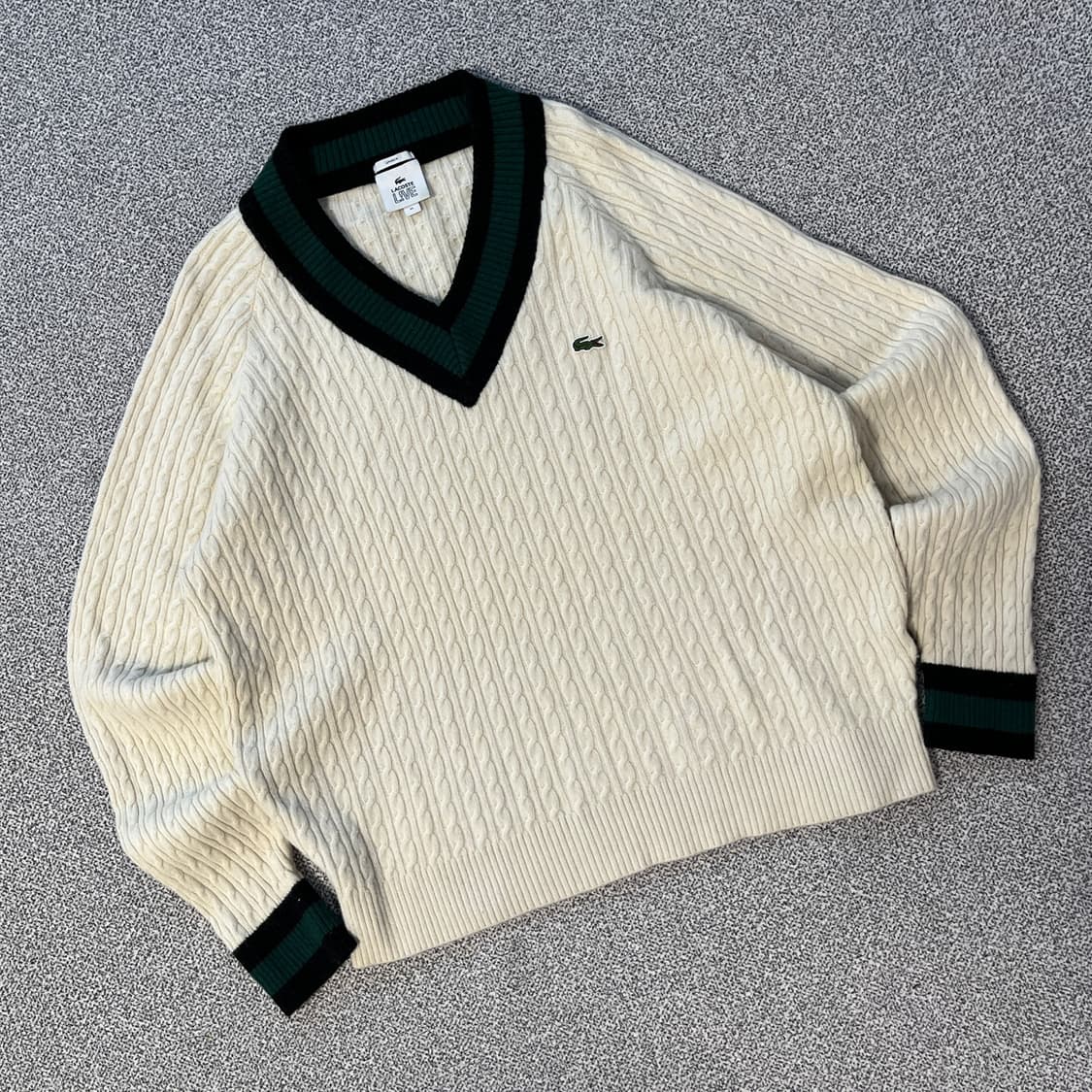 라코스테 브이넥 니트  상품이미지1