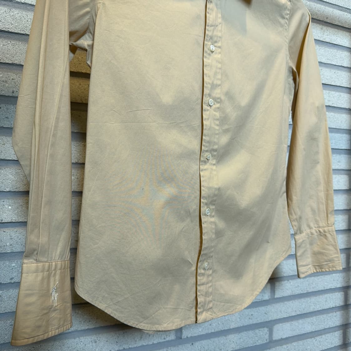 랄프로렌 베이직 코튼 셔츠 백 다트 소매자수 디테일 슬림핏 옐로우 상품이미지5