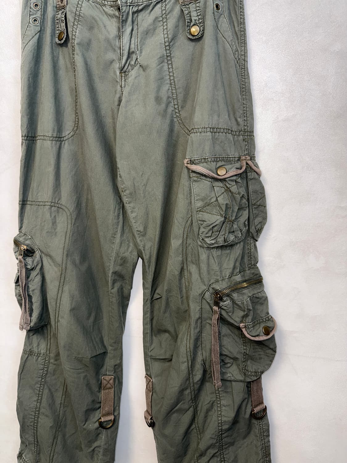Abercrombie multi pocket cargo pants 상품이미지2