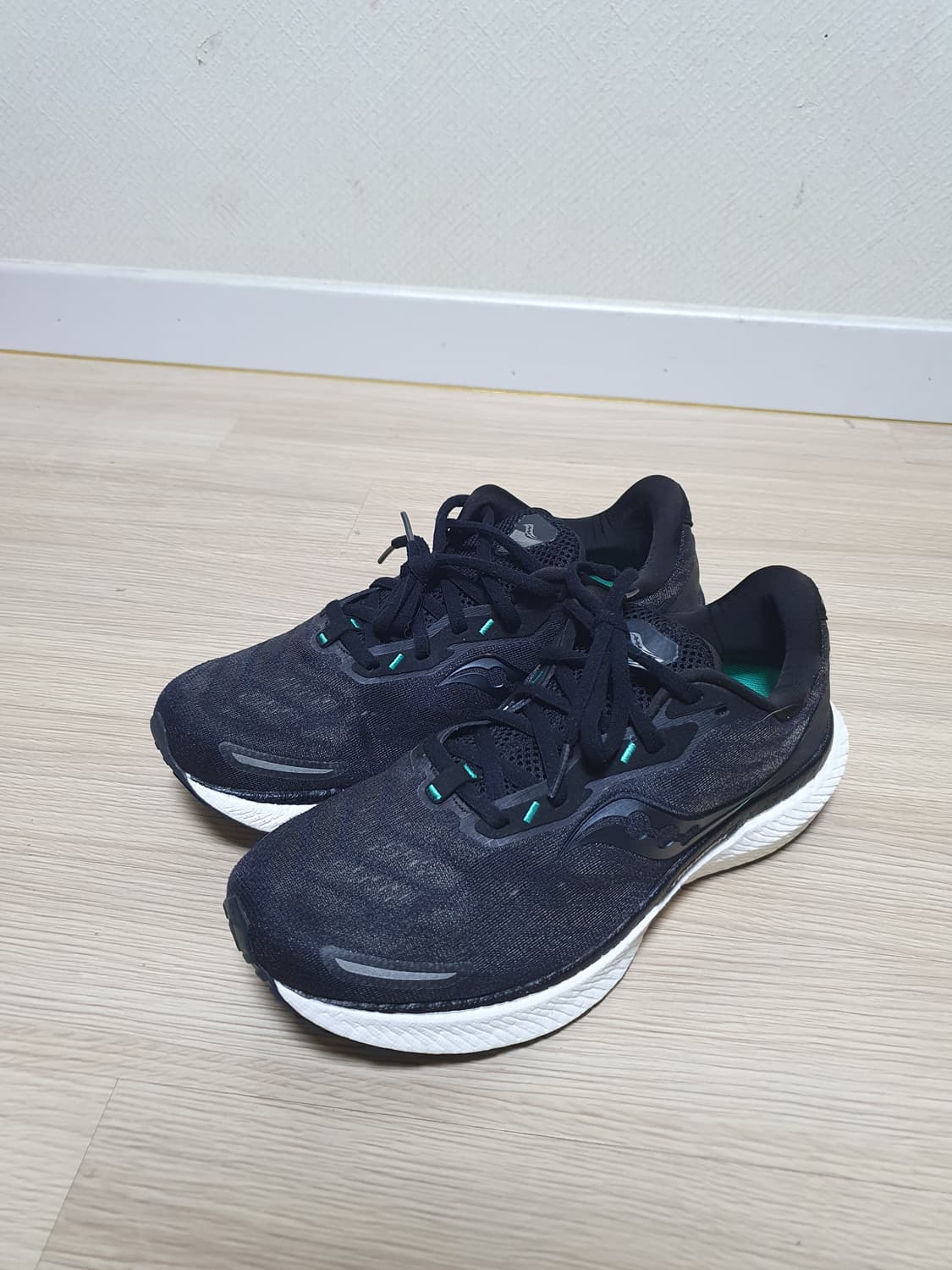 써코니 트라이엄프 러닝화 280 상품이미지4