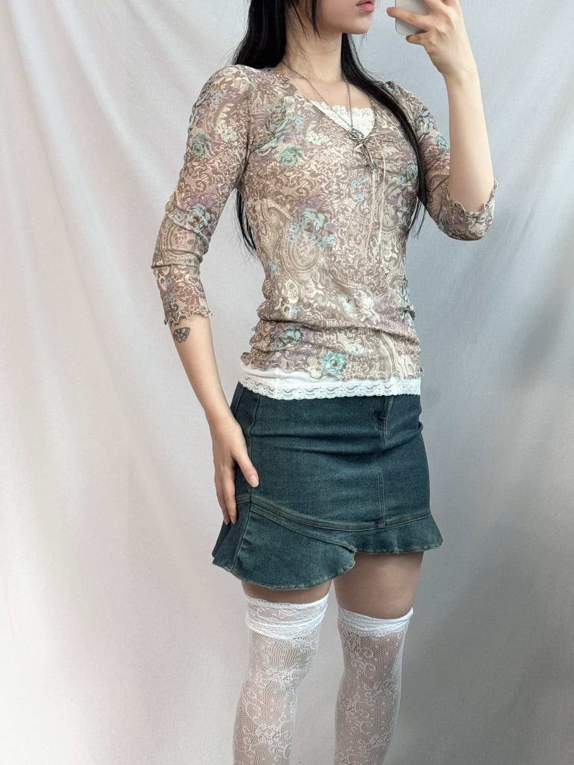 케티 셔링 리본 넥 페이즐리 패턴 블라우스 상품이미지4