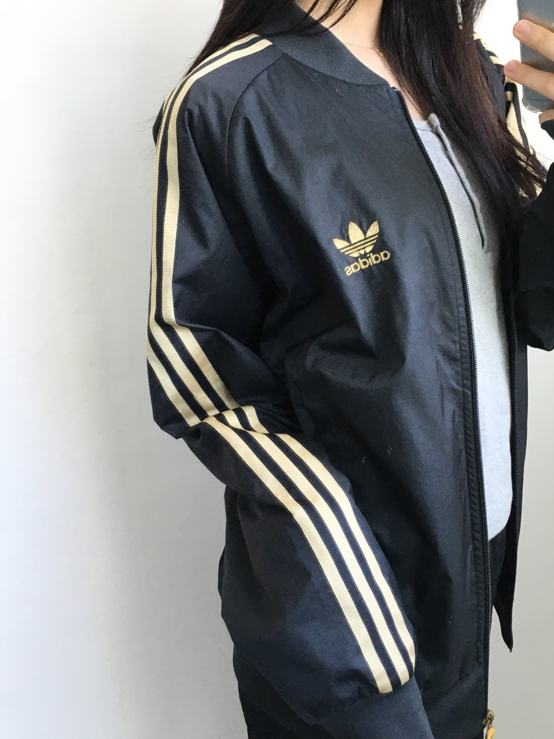 Adidas 아디다스 트위스트 블랙-골드 져지 자켓 상품이미지3