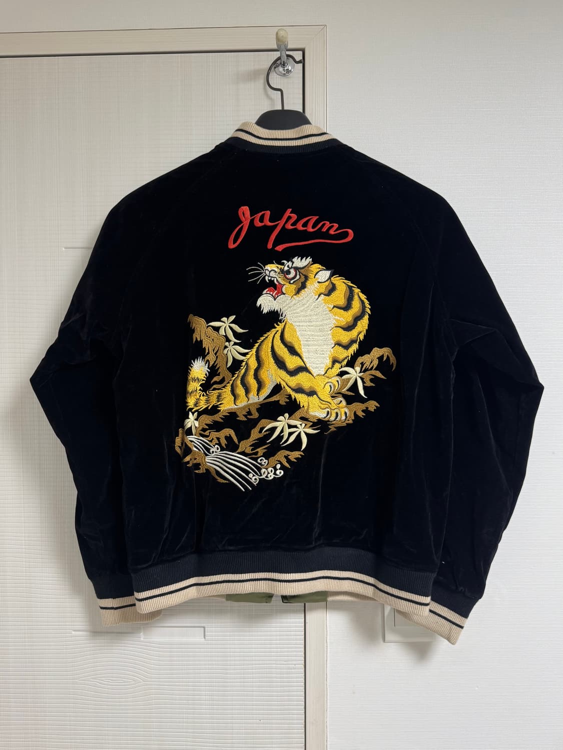 브론슨 리버시블 팔콘x타이거 스카쟌 L 새상품 상품이미지2