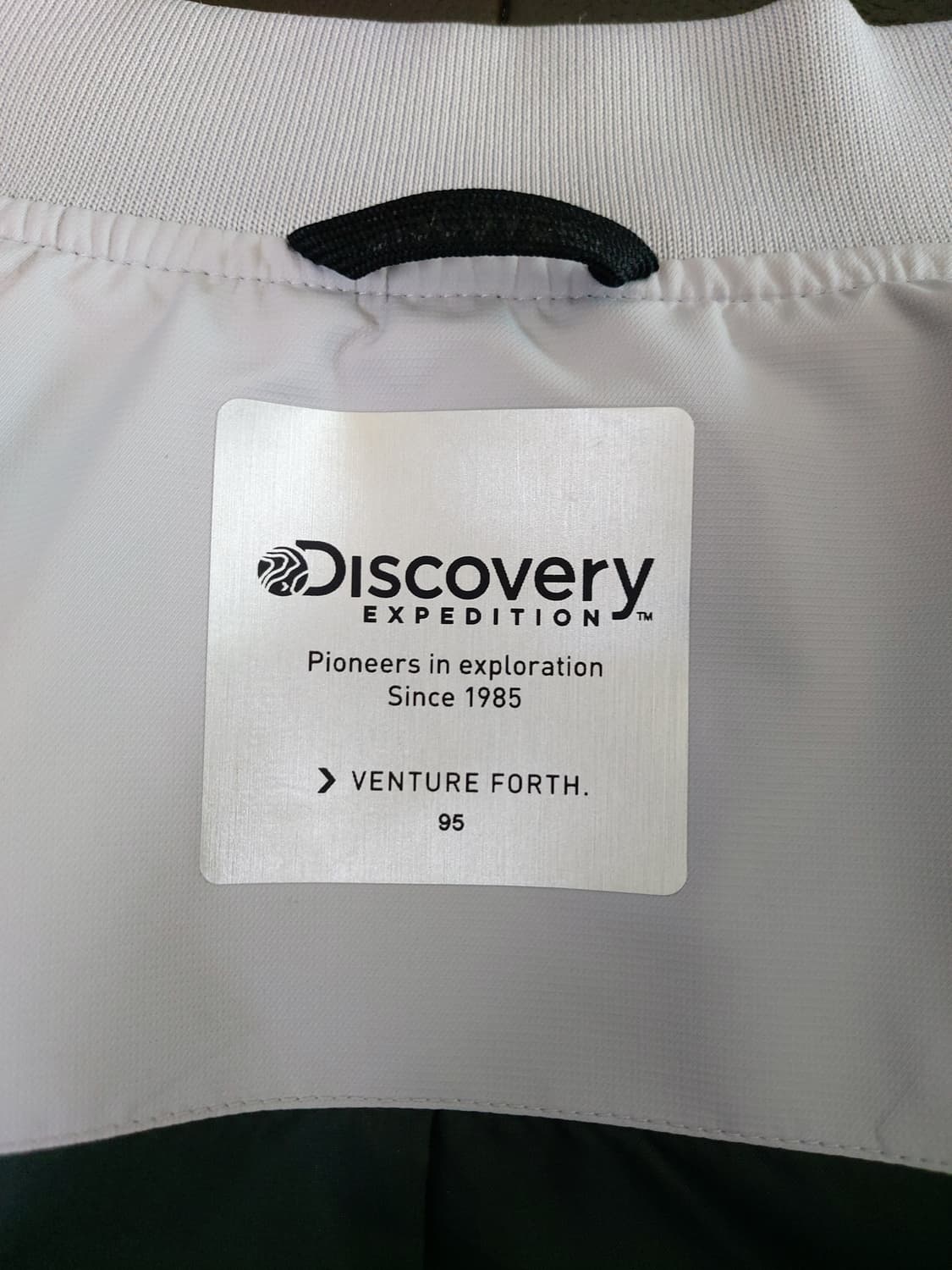 디스커버리 익스페디션 남성 테크니컬 디자인 점퍼(95)

 상품이미지7