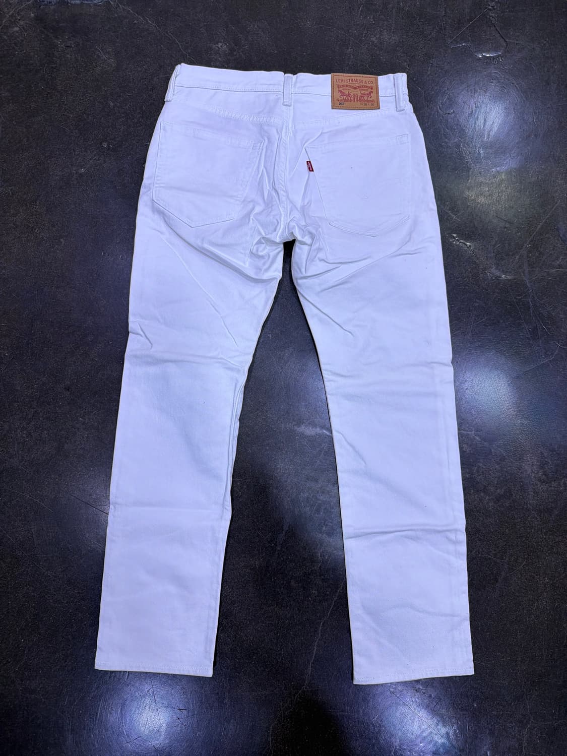 리바이스 502 레귤러 테이퍼드핏 화이트진 데님팬츠 30 상품이미지2