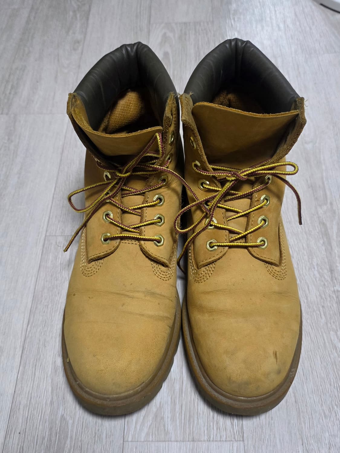 팀버랜드 6인치 베이직 부츠(18094 270사이즈) 상품이미지2