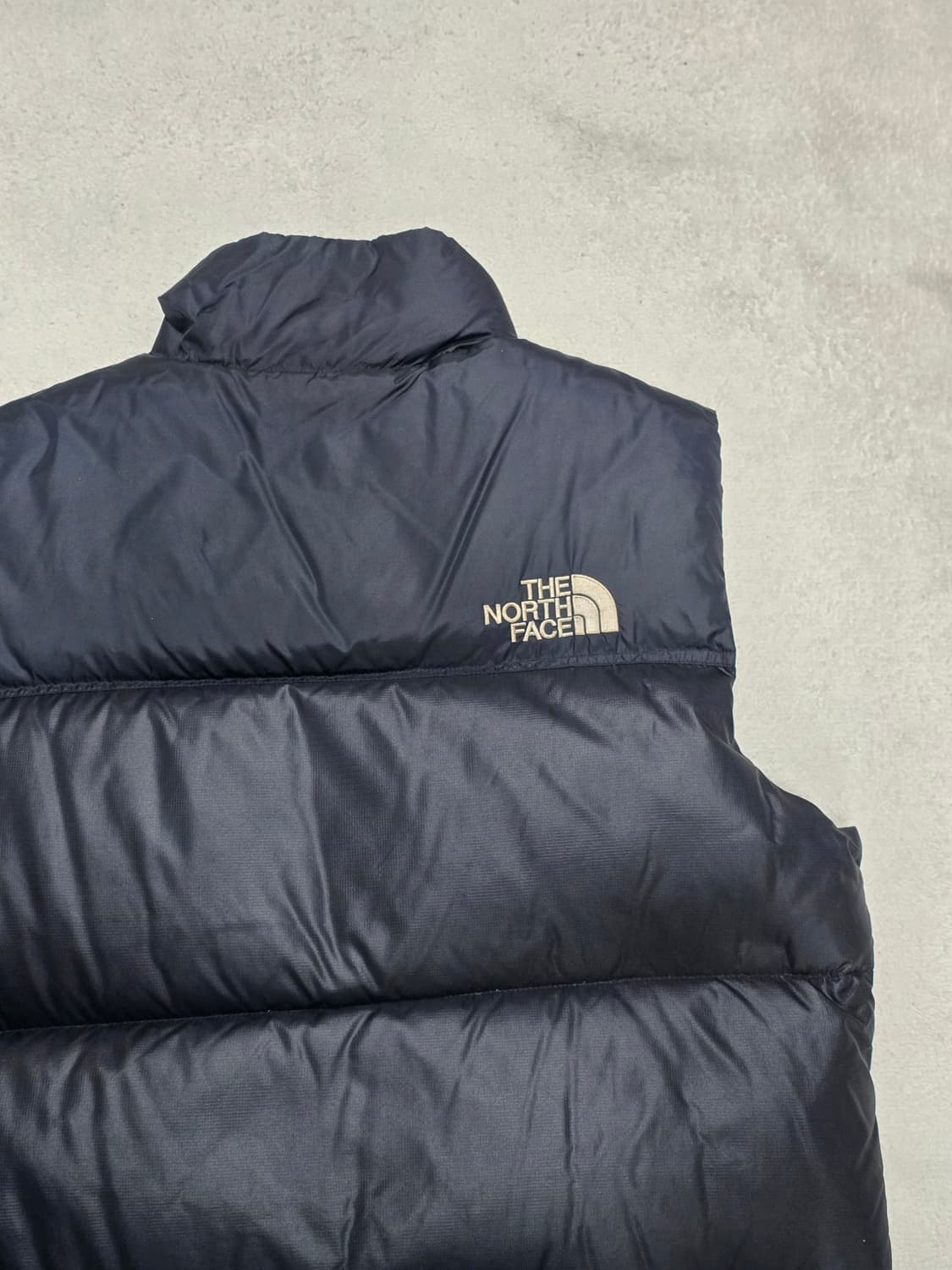 노스페이스 700 블랙 눕시패딩 조끼 100size 상품이미지5