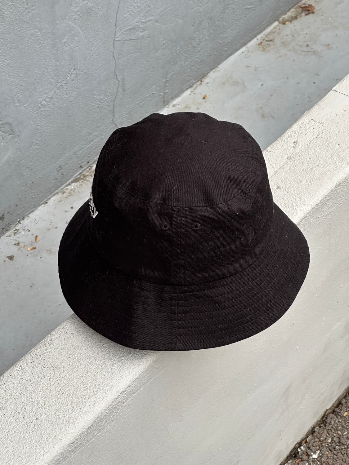 [S] 디스커버리 로고 블랙 버킷햇 모자 상품이미지3